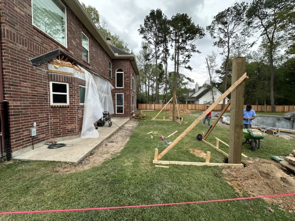 Huffman Project – Commons Forest Dr