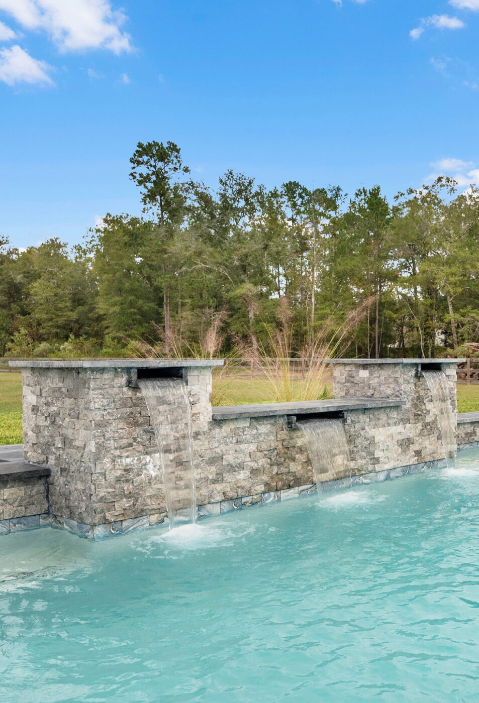 Custom Pool Features Pool Features | Texas Turf Tenders