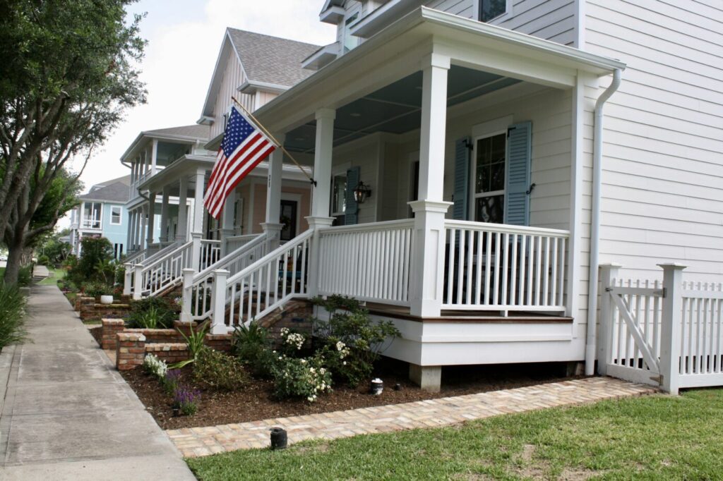 28th Porch Street Project photos - turf and hardscaping by Texas Turf Tenders
