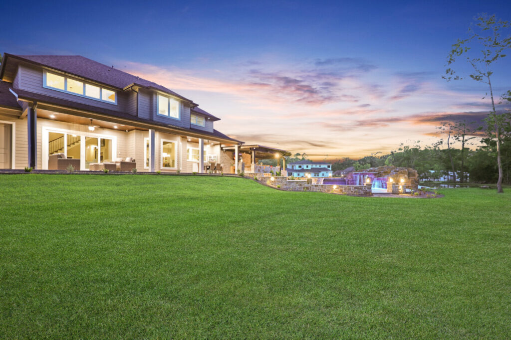 Remington Trail 2 - Custom Outdoor Living by Texas Turf Tenders