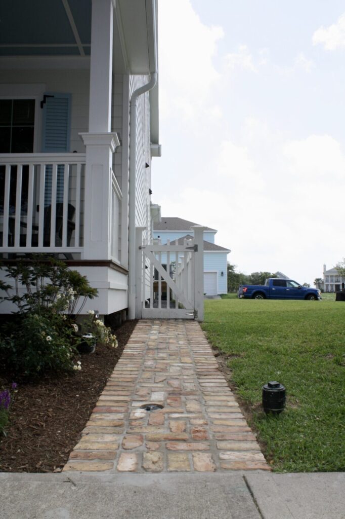 28th Porch Street Project photos - turf and hardscaping by Texas Turf Tenders