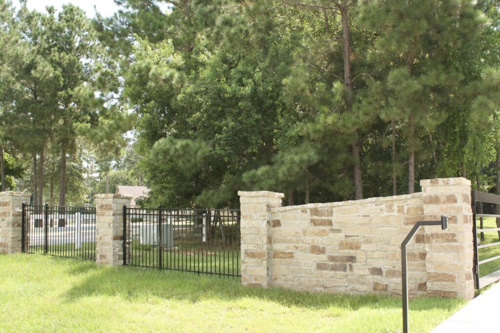 Remington Trail 3 - Privacy Wall