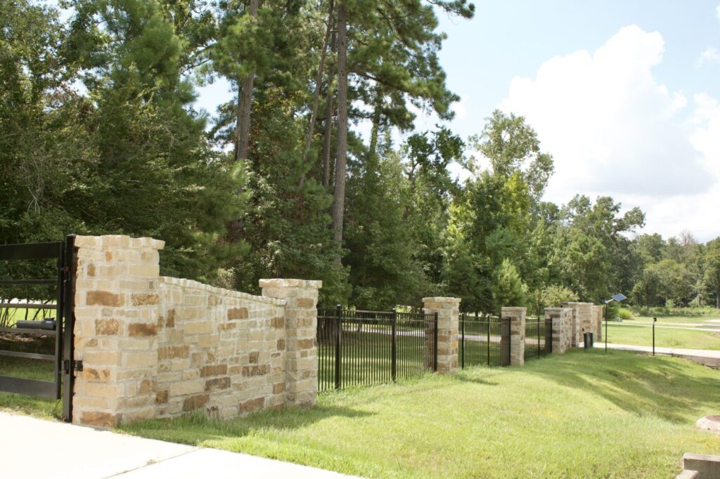 Remington Trail 3 - Privacy Wall