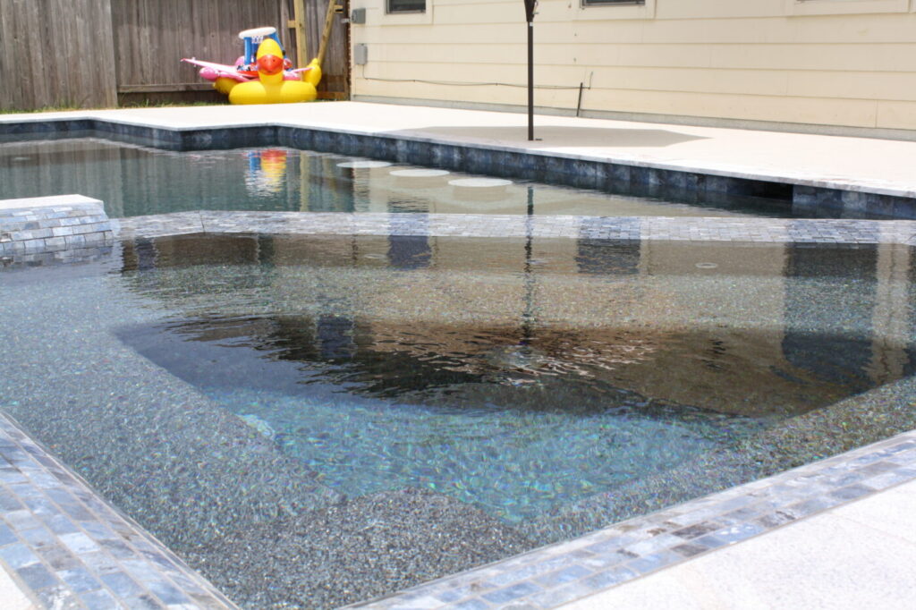 Texas Turf Tenders - custom pool, spa, and turf installation