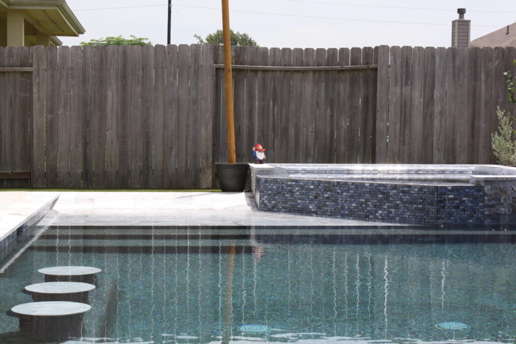 Texas Turf Tenders - custom pool, spa, and turf installation