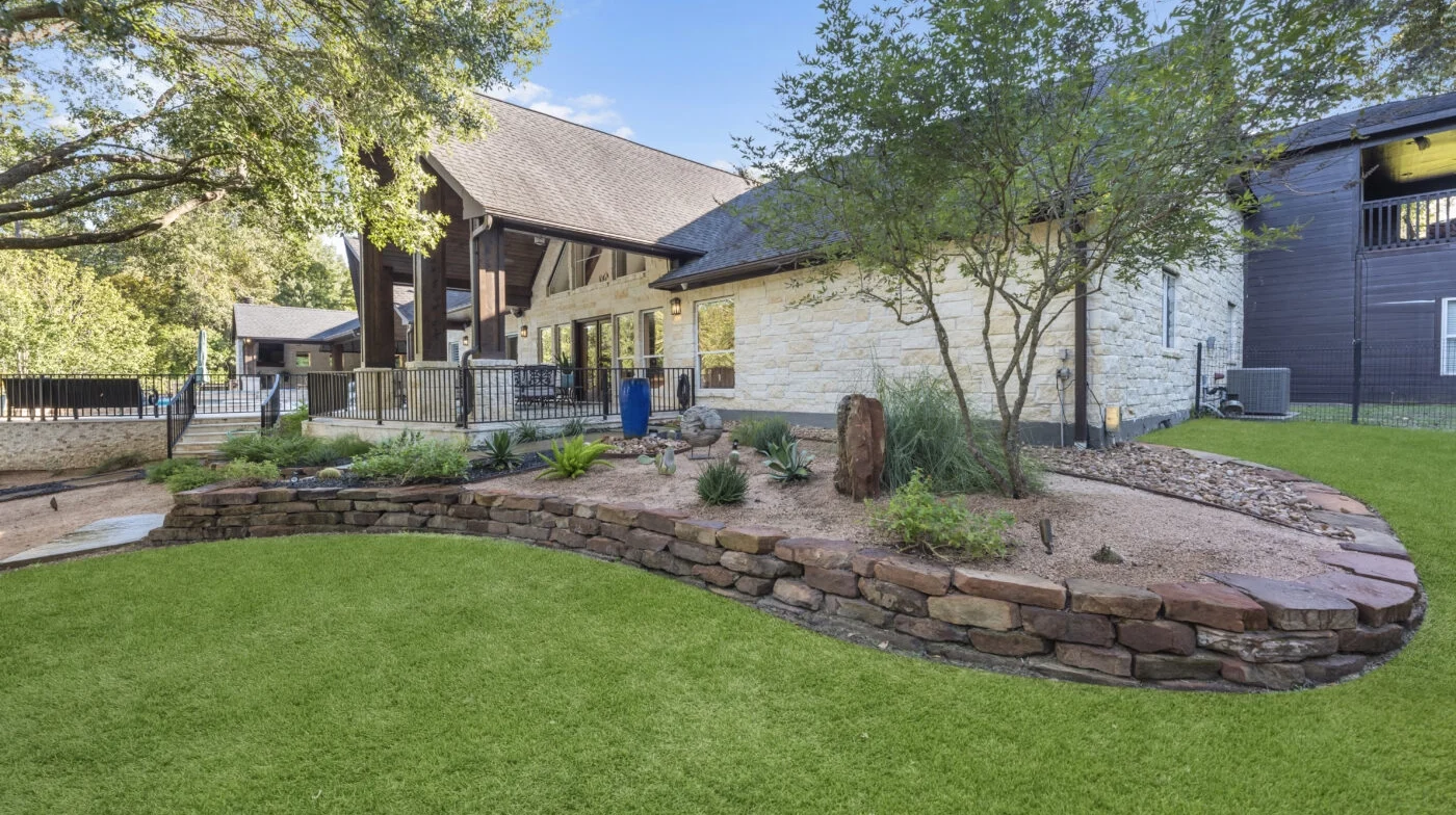 heights landscaping company